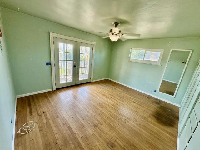 Detail Gallery Image 17 of 55 For 880 Crest View Rd, Vista,  CA 92081 - 4 Beds | 2/2 Baths