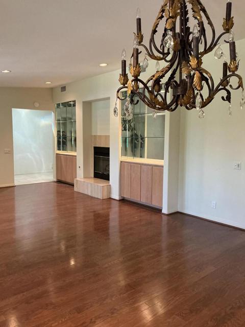 73133 Skyward Way, Palm Desert CA: https://media.crmls.org/mediaz/fffce8f5-908e-4f1f-be82-15bdde9f633c.jpg