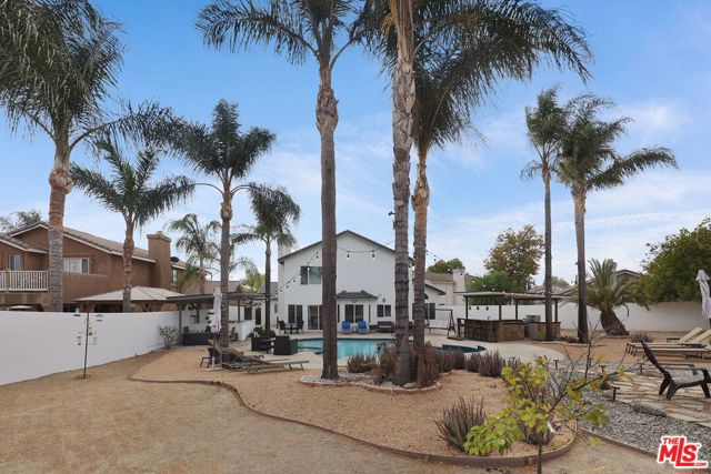 39665 Maple Leaf Court, Murrieta CA: https://media.crmls.org/mediaz/fffd48d8-2228-4f10-9951-29015b9c2034.jpg