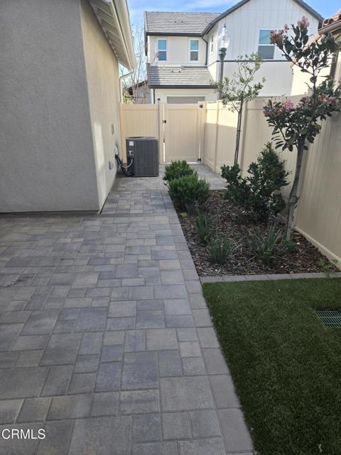 Detail Gallery Image 12 of 14 For 10713 Sausalito Rd, Ventura,  CA 93004 - 3 Beds | 2/1 Baths