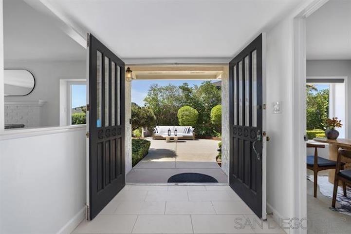 445 Avenida Primavera - photo 5