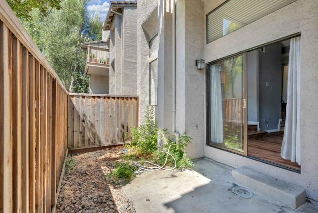 2265 Sun Glory Lane, San Jose CA: https://media.crmls.org/mediaz/ffff5869-675a-4798-b31d-f1b197b88e0f.jpg