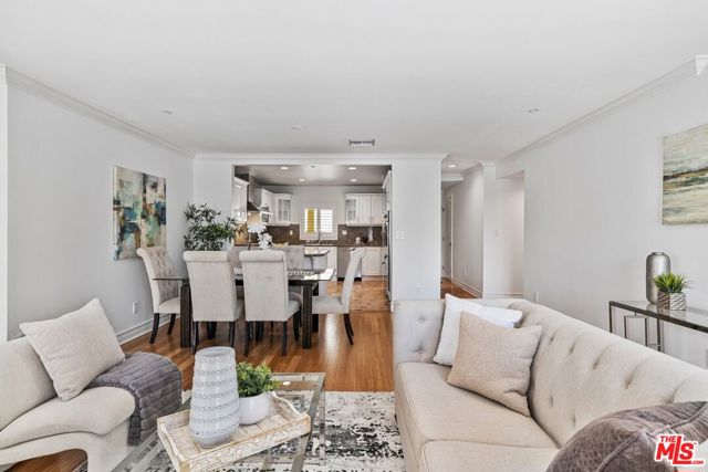 123 S Clark Drive, West Hollywood CA: https://media.crmls.org/mediaz/ffffa924-f7ed-4546-8f2b-a68b6572e2c0.jpg