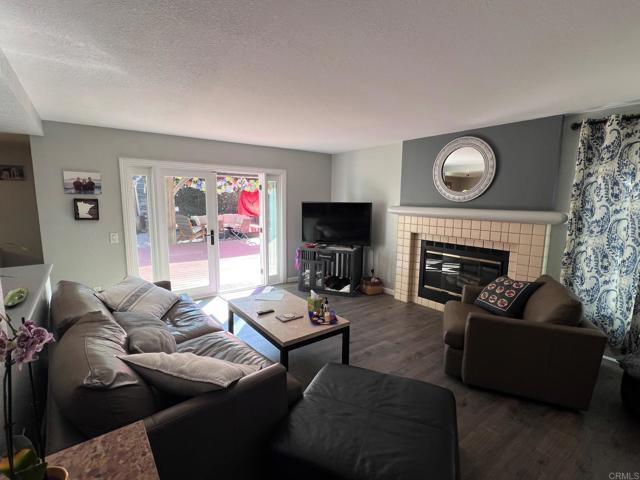 Detail Gallery Image 19 of 39 For 1760 Hampton Ct, Bonita,  CA 91902 - 3 Beds | 2/1 Baths