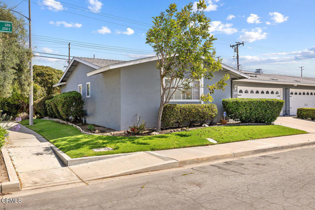 Detail Gallery Image 2 of 32 For 203 E Garden Gr, Port Hueneme,  CA 93041 - 2 Beds | 2 Baths